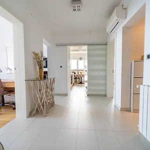 Gratitude Apartament