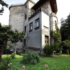 In The Center Of Old Town Apartament Pula